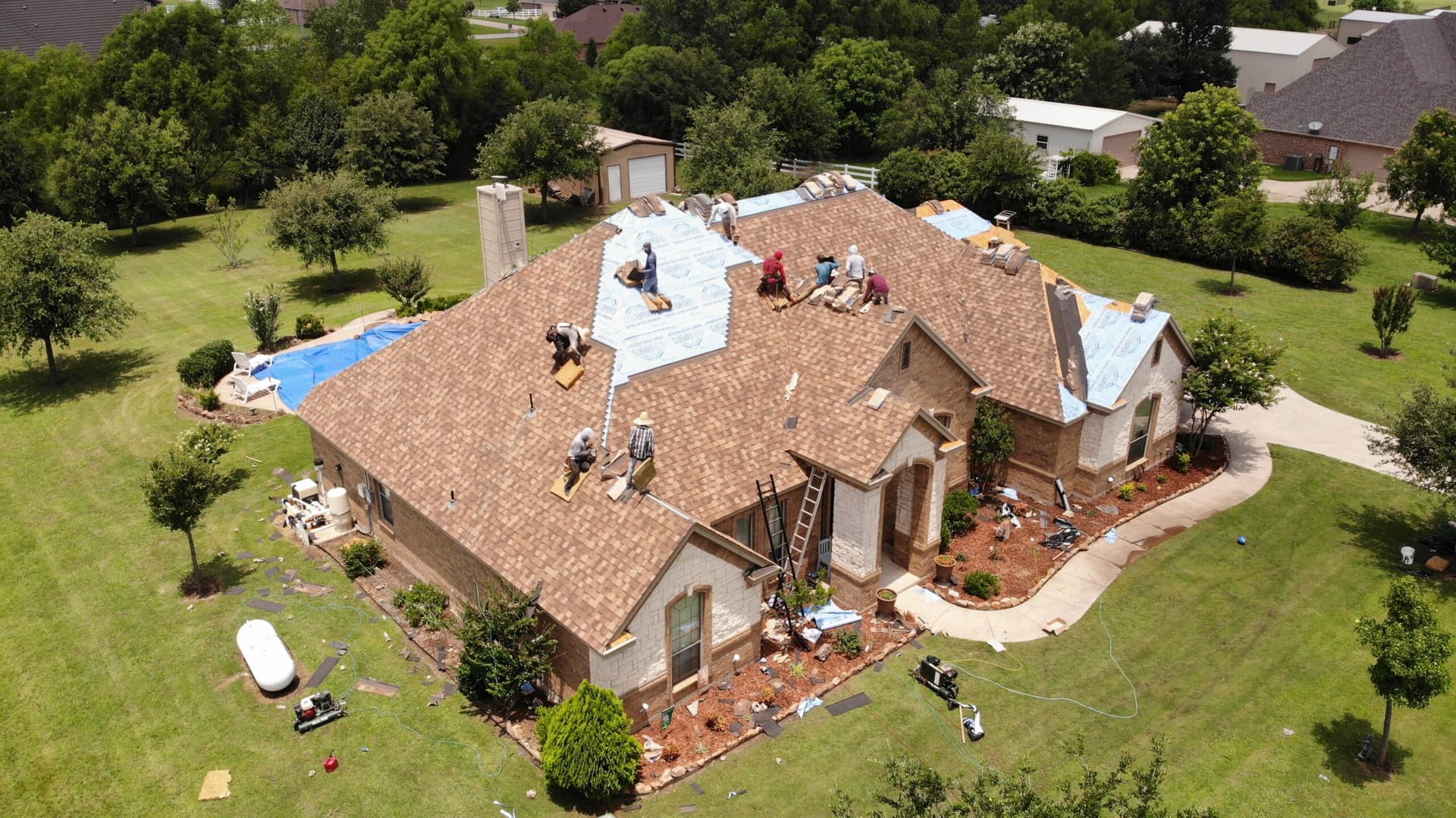 Roofing Contractor in Grand Prairie